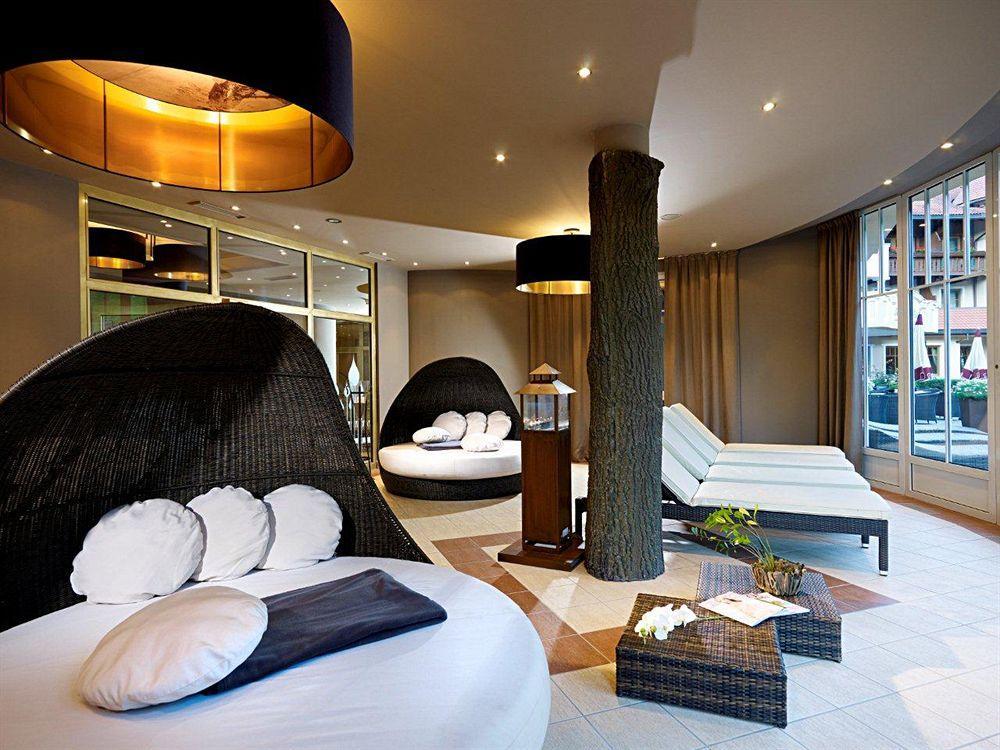 Amonti Wellnessresort Cadipietra Esterno foto