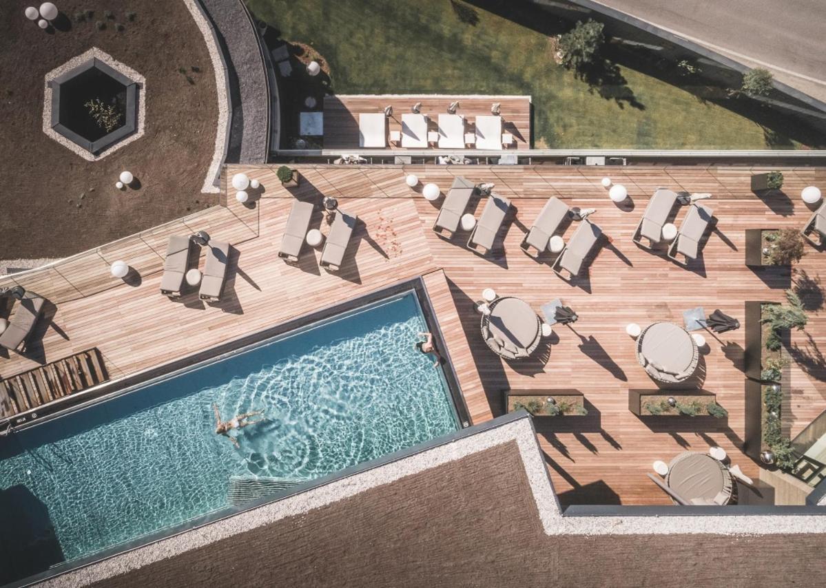 Amonti Wellnessresort Cadipietra Esterno foto