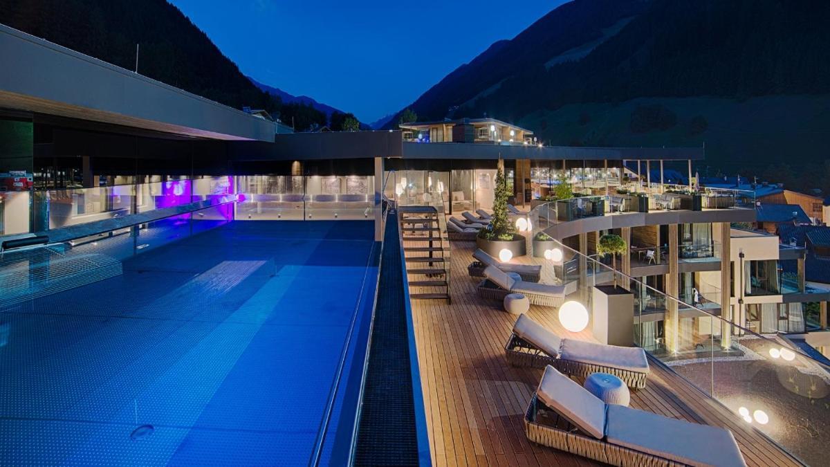Amonti Wellnessresort Cadipietra Esterno foto